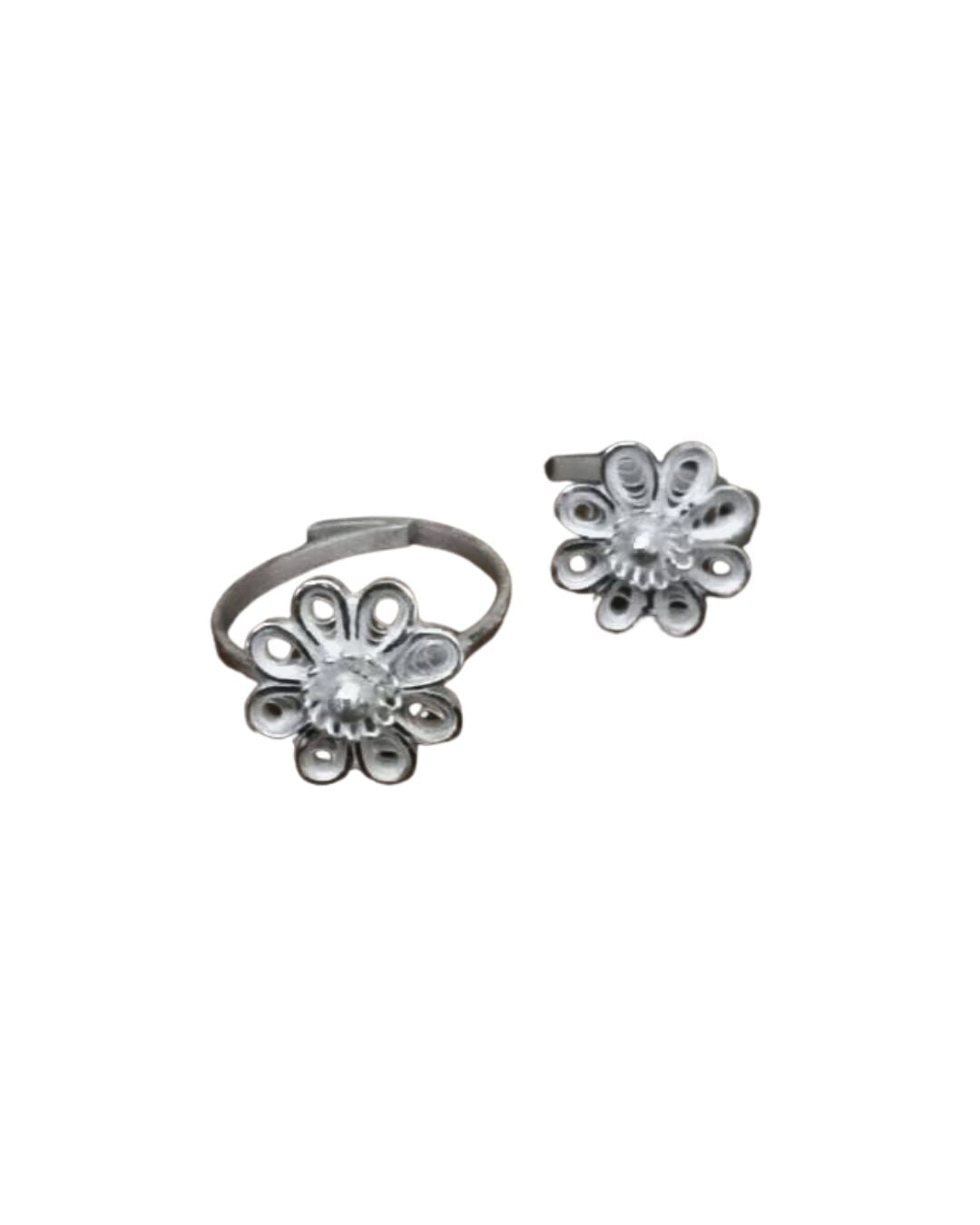Caratela Toe Ring