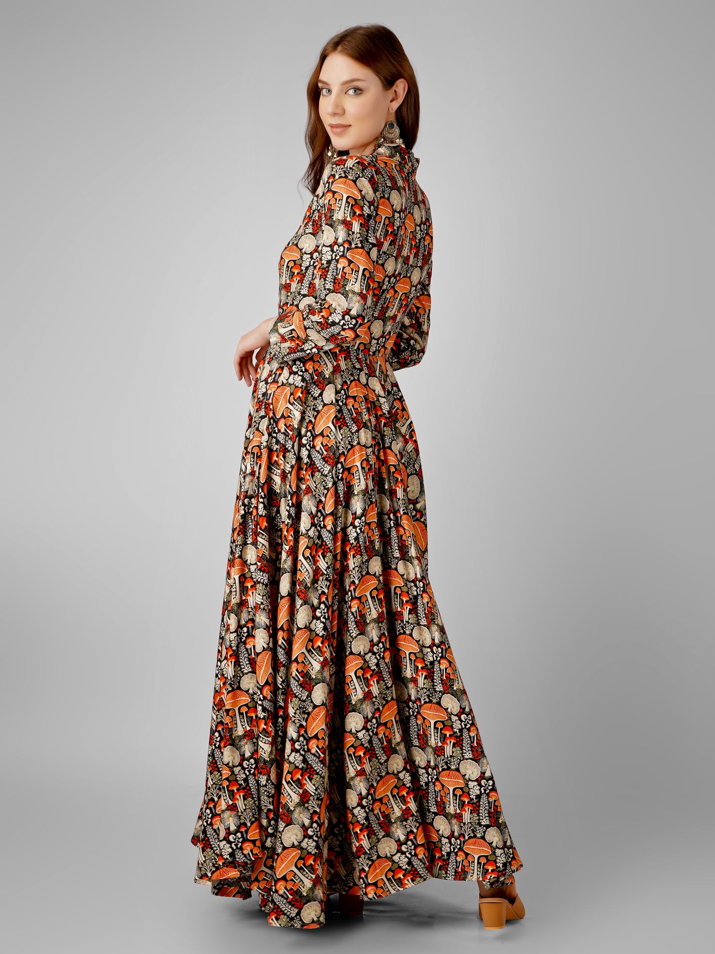 Modern Blossom Anarkali Gown – Elegant Floral Design for Special Occasions