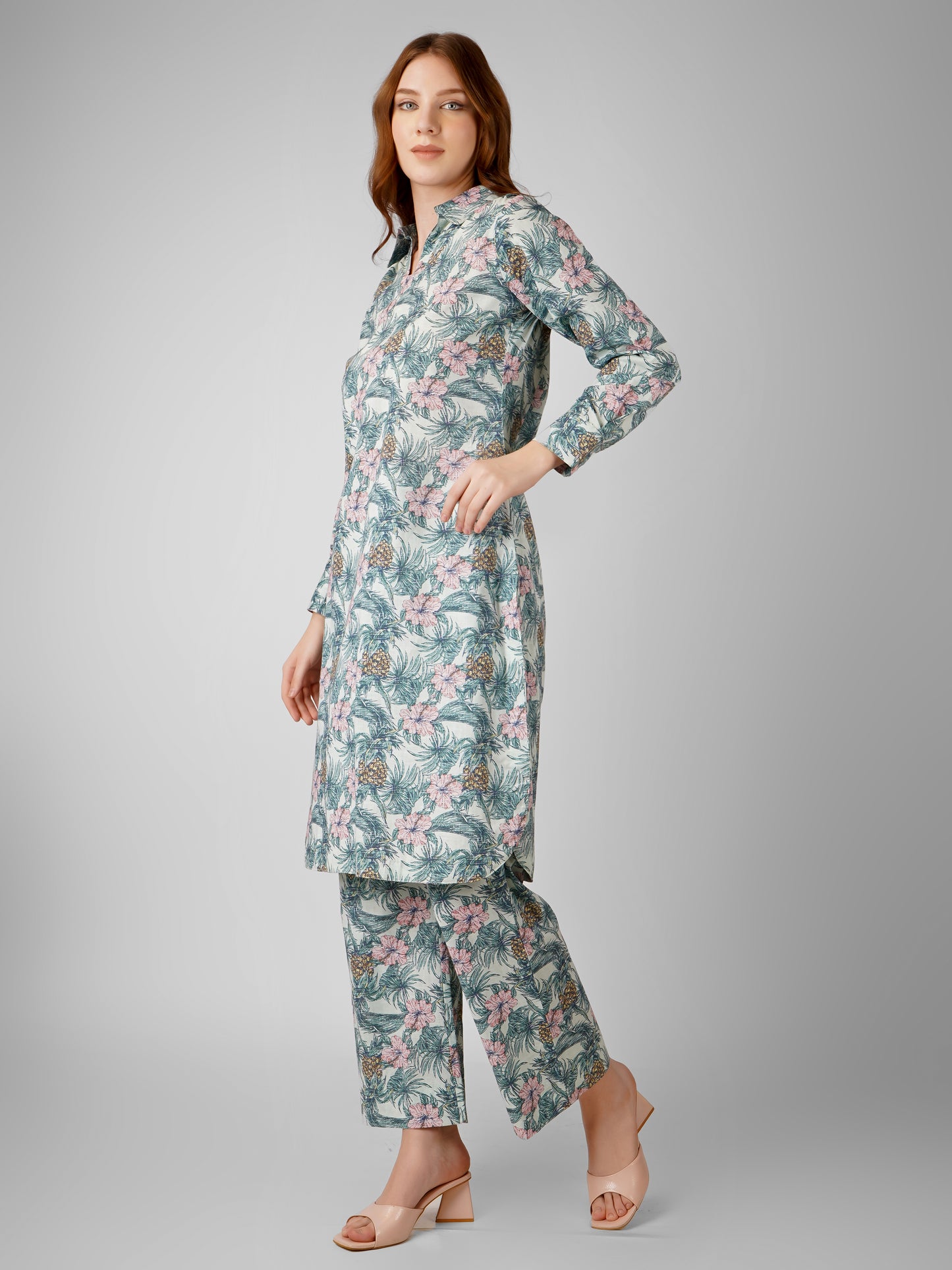 Trendy Cotton Blossom Full Sleeve Kurta Set with Collar – Chic & Comfortable Traditional Wear