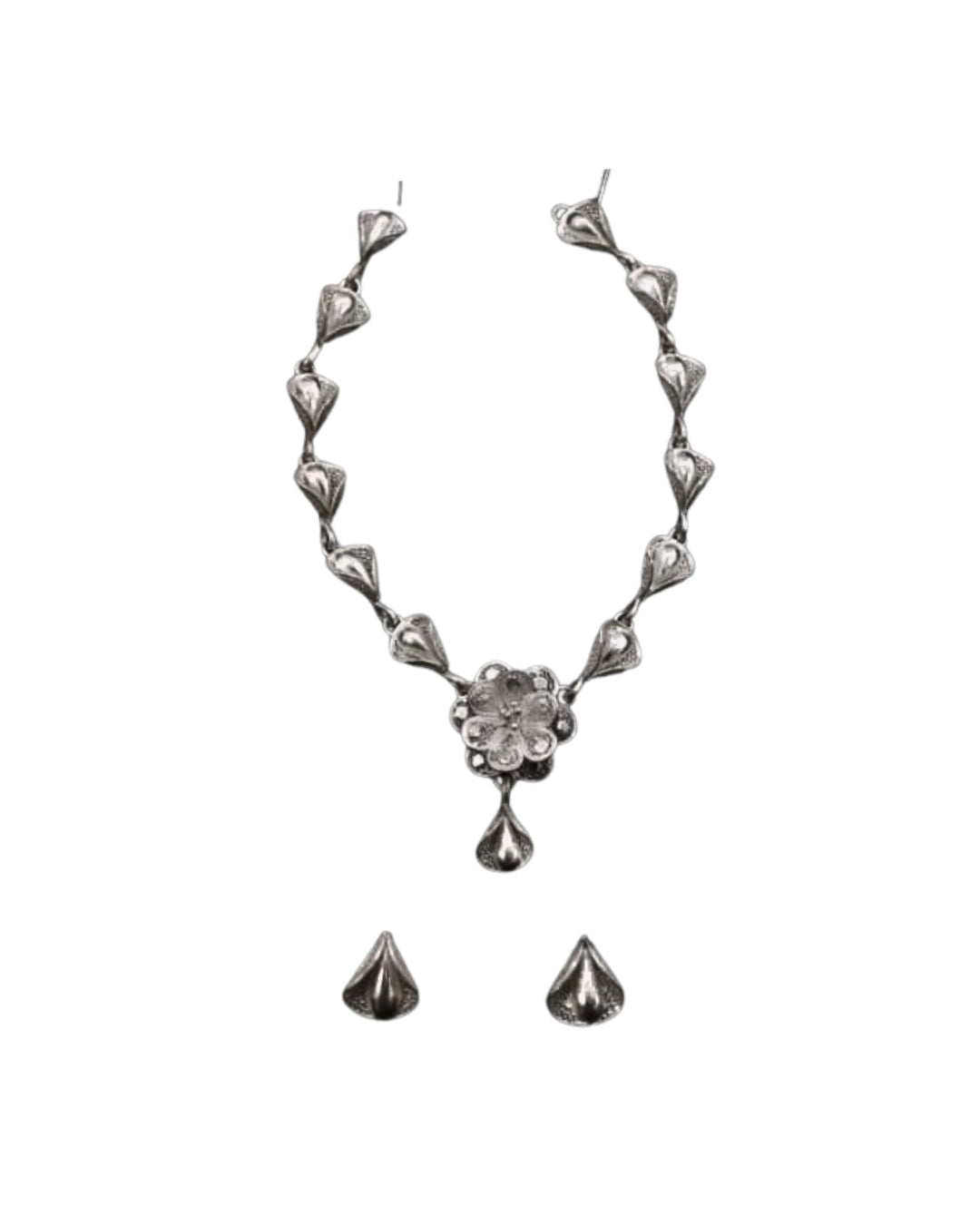 Shubhrika Necklace Set