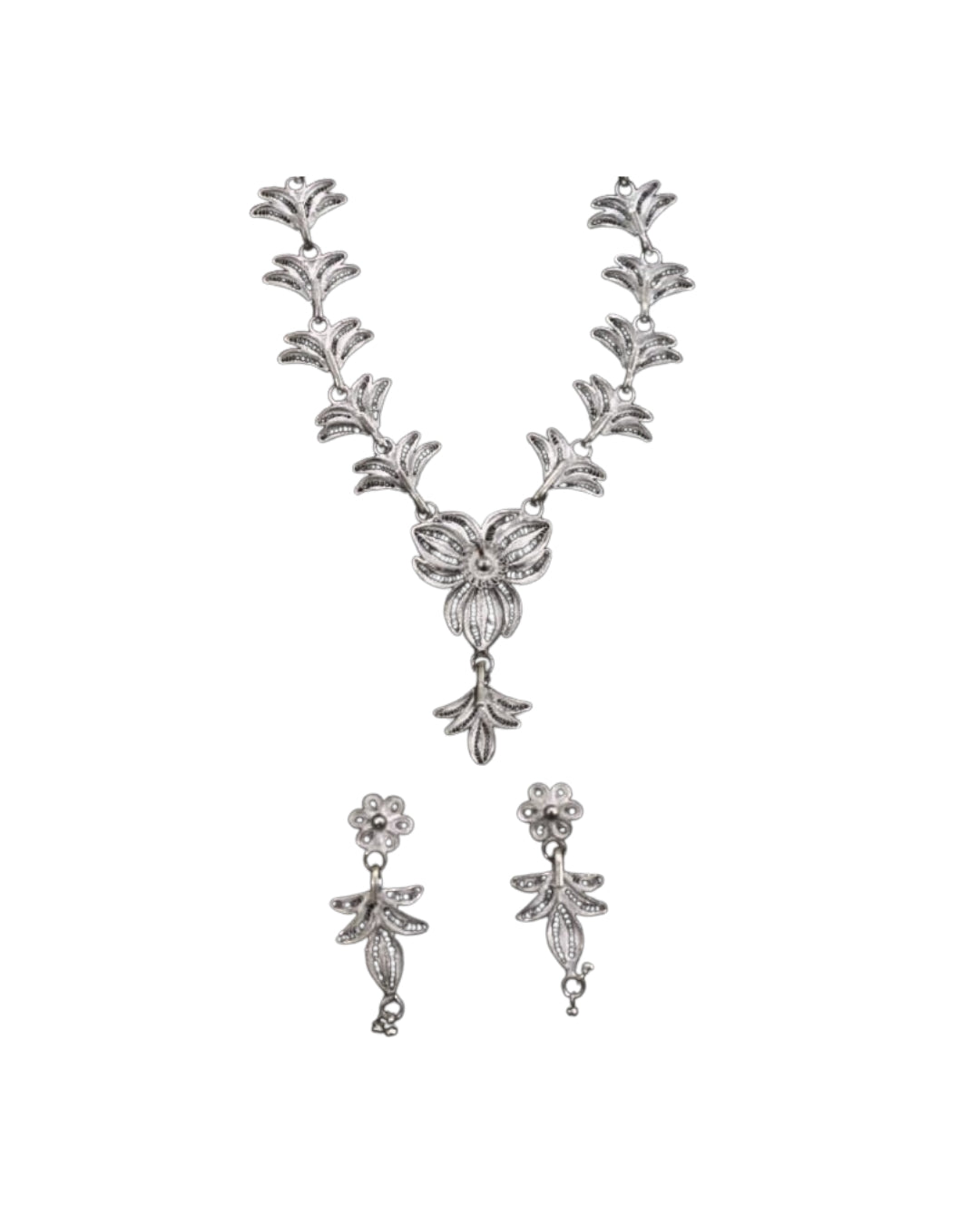 Manivedika Necklace Set